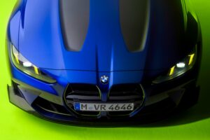 BMW, 발렌티노 로시 기념 한정판 'M4 CS 에디션 VR46' 공개