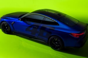 BMW, 발렌티노 로시 기념 한정판 'M4 CS 에디션 VR46' 공개