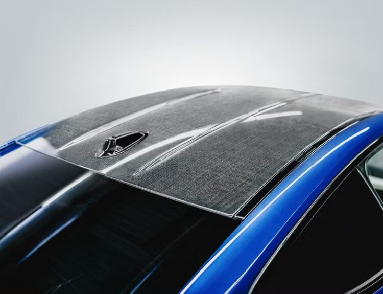 BMW, 탄소섬유 대신 '아마 섬유 복합소재' 도입… 탄소중립 위한 새로운 선택