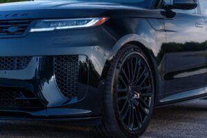 레인지로버, 635마력 '검은 괴물' 스포츠 SV 블랙(Range Rover Sport SV Black) 공개