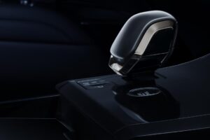 레인지로버, 635마력 '검은 괴물' 스포츠 SV 블랙(Range Rover Sport SV Black) 공개
