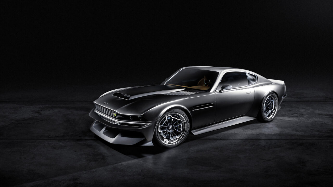 링브라더스, 1971년 애스턴 마틴 DBS '옥타비아' 공개...12,000시간 공들인 역작