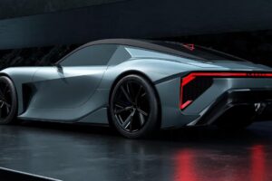 렉서스, LFA 후계자 '스포츠 컨셉(Lexus Sport Concept)' 공개...600마력 V8 엔진 탑재 예상