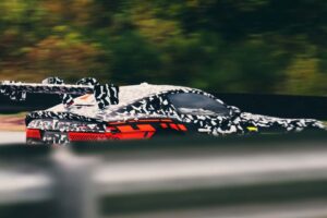 “GT3급 괴물” 메르세데스-AMG, 트랙 스포츠 콘셉트로 돌아온 순수 퍼포먼스 “GT3급 괴물” 메르세데스-AMG, 트랙 스포츠 콘셉트로 돌아온 순수 퍼포먼스