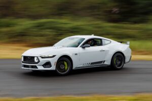 포드, 머스탱으로 드리프트 시장 겨냥… RTR 협업 모델 내년 출시