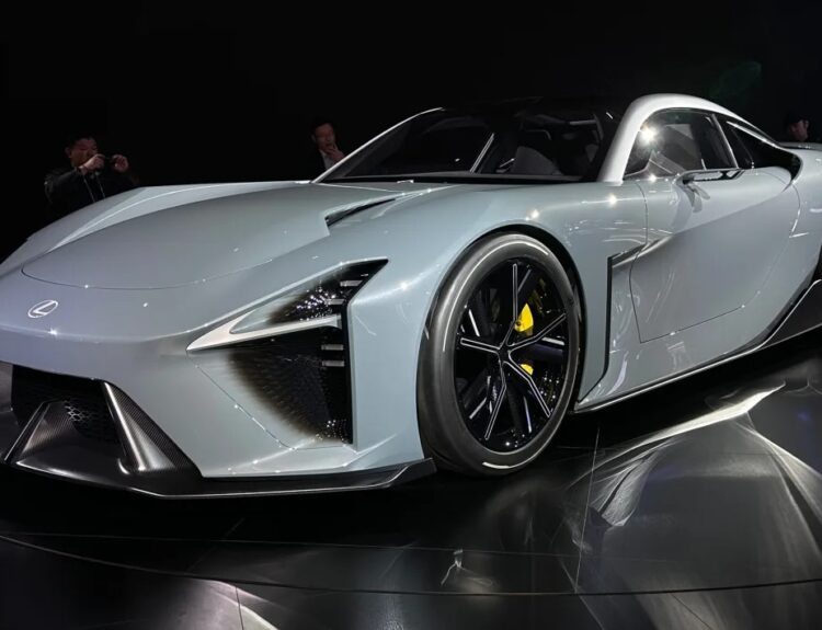 2초대 가속에 700km 주행…렉서스 LFA 후속 윤곽 드러나