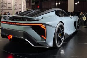 2초대 가속에 700km 주행…렉서스 LFA 후속 윤곽 드러나 2초대 가속에 700km 주행…렉서스 LFA 후속 윤곽 드러나