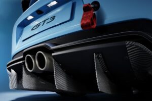 포르쉐, 540kg 다운포스로 무장한 911 GT3의 기록 단축 비결 공개 포르쉐, 540kg 다운포스로 무장한 911 GT3의 기록 단축 비결 공개