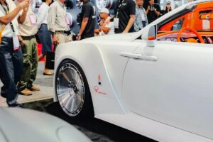 롤스로이스의 금기를 깼다, 두바이가 만든 ‘광기의 Dawn’ 롤스로이스의 금기를 깼다, 두바이가 만든 ‘광기의 Dawn’