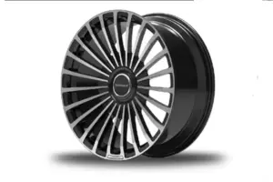 만소리, 아우디 RS Q8 튜닝 공개…780마력으로 업그레이드 흰색 배경에 림의 전면과 측면이 비스듬히 보이는 멀티 스포크 디자인의 블랙 및 실버 합금 자동차 휠 림입니다.