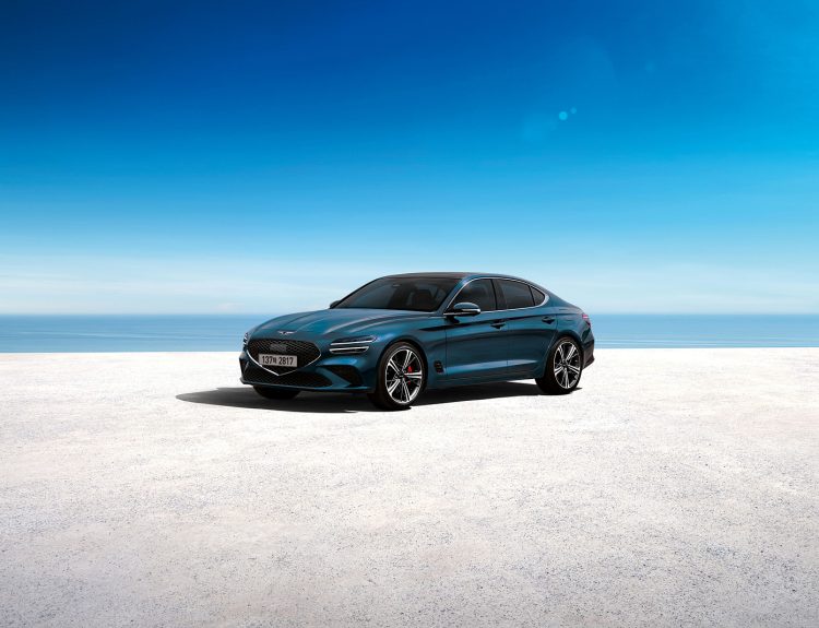 기본 사양 늘리고 가격은 묶었다…제네시스, 2026 G70 시리즈 전격 출시