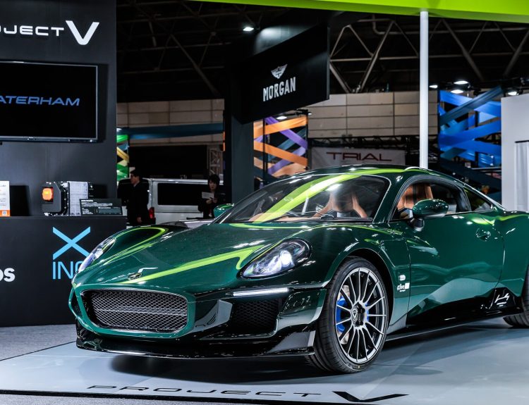 캐터햄의 전기 스포츠카, 프로젝트 V 실차에 더 가까워졌다