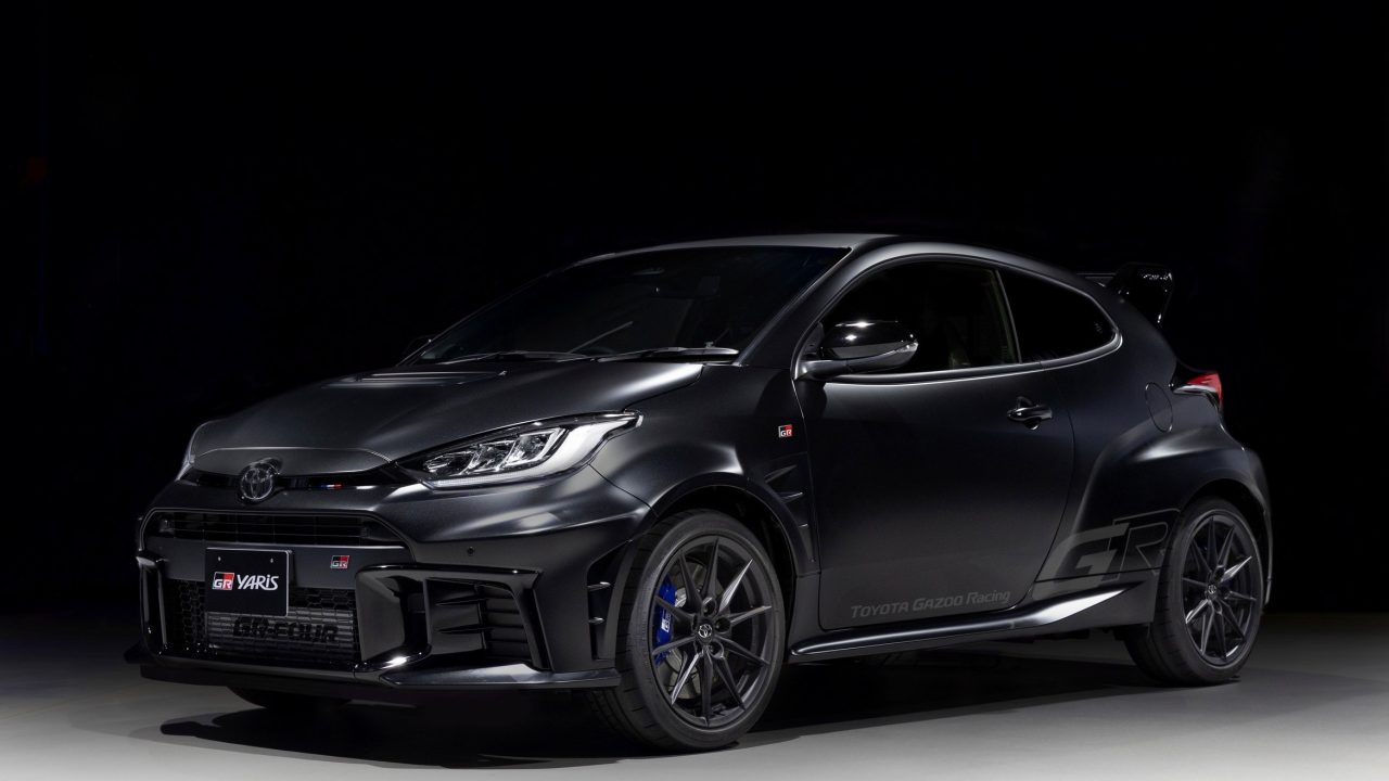 토요타, 오지에 9회 WRC 챔피언 등극 기념 ‘GR 야리스 스페셜 에디션’ 공개