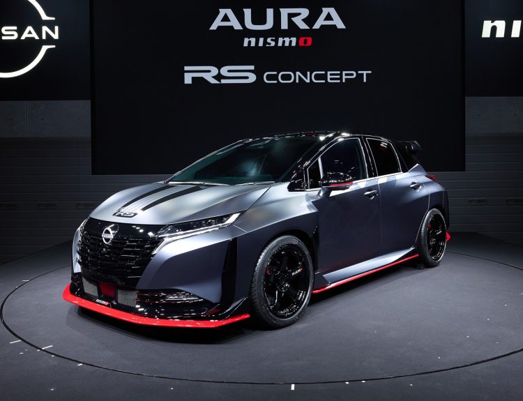 GR 야리스 잡겠다는 닛산, X-트레일 심장 품은 '아우라 니스모 RS' 콘셉트 공개