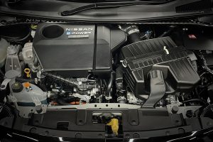 GR 야리스 잡겠다는 닛산, X-트레일 심장 품은 '아우라 니스모 RS' 콘셉트 공개