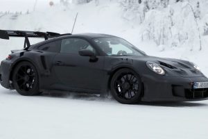포르쉐 992.2 GT3 RS 포착… 이미 괴물인데 더 진화한다 포르쉐 992.2 GT3 RS 포착… 이미 괴물인데 더 진화한다