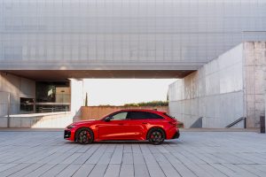 아우디, RS 최초 플러그인 하이브리드 'RS 5' 공개…639마력·전기 모드로 84km 주행 아우디, RS 최초 플러그인 하이브리드 'RS 5' 공개…639마력·전기 모드로 84km 주행