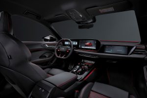 아우디, RS 최초 플러그인 하이브리드 'RS 5' 공개…639마력·전기 모드로 84km 주행 아우디, RS 최초 플러그인 하이브리드 'RS 5' 공개…639마력·전기 모드로 84km 주행