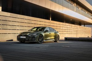 아우디, RS 최초 플러그인 하이브리드 'RS 5' 공개…639마력·전기 모드로 84km 주행 아우디, RS 최초 플러그인 하이브리드 'RS 5' 공개…639마력·전기 모드로 84km 주행