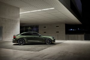 아우디, RS 최초 플러그인 하이브리드 'RS 5' 공개…639마력·전기 모드로 84km 주행 아우디, RS 최초 플러그인 하이브리드 'RS 5' 공개…639마력·전기 모드로 84km 주행