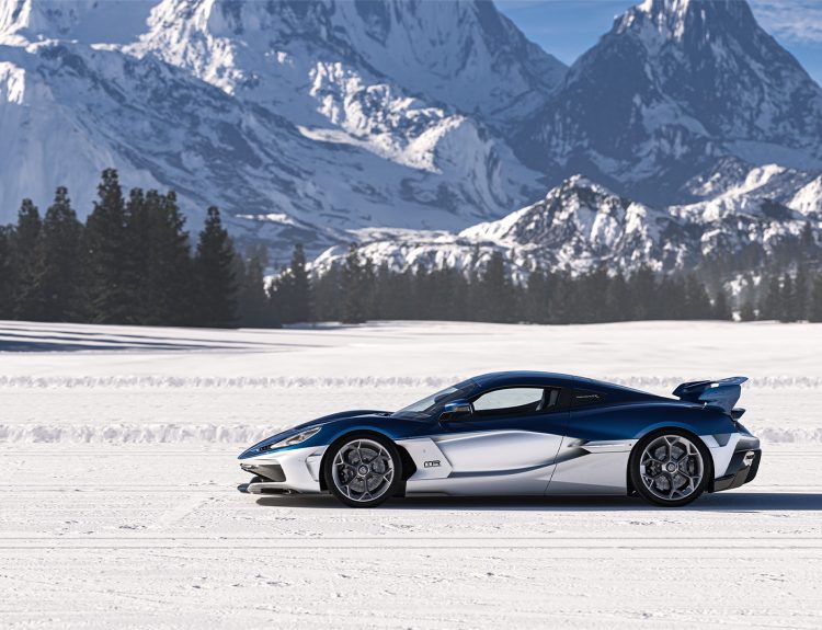 2107마력 전기 하이퍼카, 리막 네베라 R 파운더스 에디션 첫 인도