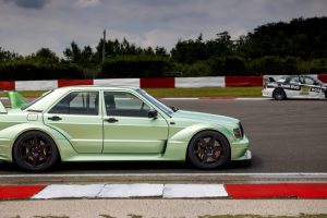 AMG 창업자 아들 회사가 만든 13억6000만 원짜리 190E 등장 AMG 창업자 아들 회사가 만든 13억6000만 원짜리 190E 등장