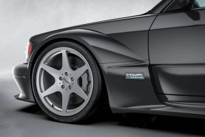 AMG 창업자 아들 회사가 만든 13억6000만 원짜리 190E 등장 AMG 창업자 아들 회사가 만든 13억6000만 원짜리 190E 등장