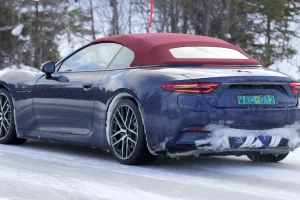 V6 그대로, 출력은 더?…마세라티 그란투리스모 부분변경 테스트 포착