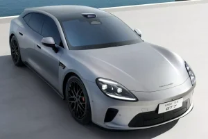 포르쉐 잡겠다는 중국 전기차의 민낯…GT7, 닮은 것 말고 다른 게 있나