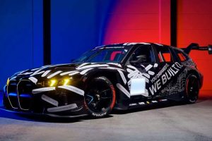 만우절 농담이 진짜 레이스카로…BMW M3 투어링, 뉘르부르크링 24시간 레이스 출격