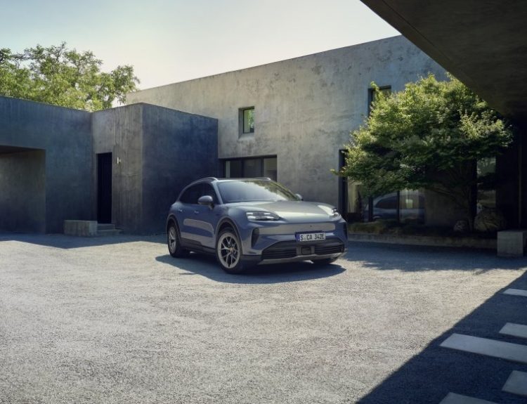 16분이면 80% 충전…포르쉐 카이엔 S 일렉트릭, 도심부터 장거리까지