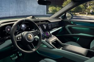 16분이면 80% 충전…포르쉐 카이엔 S 일렉트릭, 도심부터 장거리까지