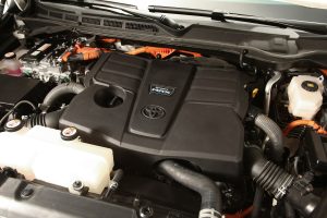 37인치 타이어·롱트래블 서스펜션…토요타가 랩터에게 선전포고하는 방법 37인치 타이어·롱트래블 서스펜션…토요타가 랩터에게 선전포고하는 방법