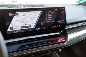 910마력 왜건 등장…M5 투어링, 만하르트 손 거치자 괴물됐다 910마력 왜건 등장…M5 투어링, 만하르트 손 거치자 괴물됐다