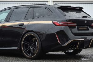 910마력 왜건 등장…M5 투어링, 만하르트 손 거치자 괴물됐다 910마력 왜건 등장…M5 투어링, 만하르트 손 거치자 괴물됐다