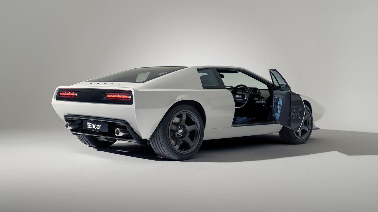 V8로 부활했다… 로터스 에스프리, 50대 한정 레스토모드 등장