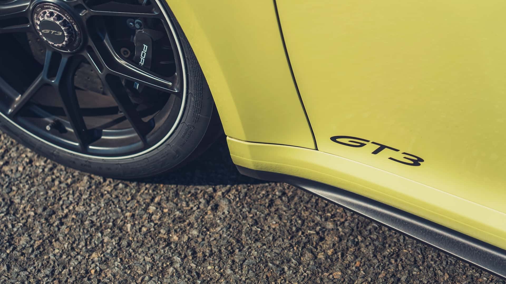 마지막 자연흡기 슈퍼카 위기…911 GT3도 예외 아니다