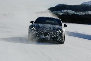 메르세데스-AMG, 첫 순수 전기 4도어 쿠페 출격 준비 완료…V8 굉음까지 품었다 메르세데스-AMG, 첫 순수 전기 4도어 쿠페 출격 준비 완료…V8 굉음까지 품었다