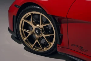 이건 반칙이다… 수동·오픈·GT3 다 담은 포르쉐 신차 이건 반칙이다… 수동·오픈·GT3 다 담은 포르쉐 신차