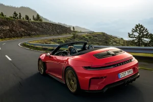 이건 반칙이다… 수동·오픈·GT3 다 담은 포르쉐 신차 이건 반칙이다… 수동·오픈·GT3 다 담은 포르쉐 신차