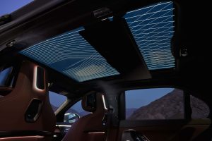 BMW 7시리즈, 기술 대수술 단행... 700km 전기주행·V8 복귀