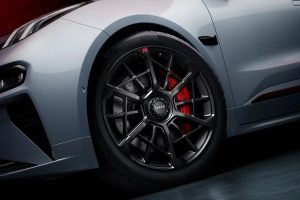 “제로백 2.9초”…지커 001, 5주년 한정판으로 슈퍼카 영역 넘본다 “제로백 2.9초”…지커 001, 5주년 한정판으로 슈퍼카 영역 넘본다