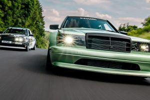 전설의 190E 부활…뉘르부르크링 24시 도전하는 ‘괴물 세단’ 전설의 190E 부활…뉘르부르크링 24시 도전하는 ‘괴물 세단’