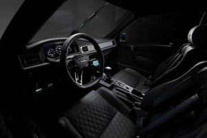 전설의 190E 부활…뉘르부르크링 24시 도전하는 ‘괴물 세단’ 전설의 190E 부활…뉘르부르크링 24시 도전하는 ‘괴물 세단’