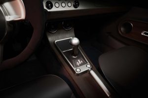 출력 대신 경량화… 모건 슈퍼스포츠 400(Morgan Supersport 400) 등장