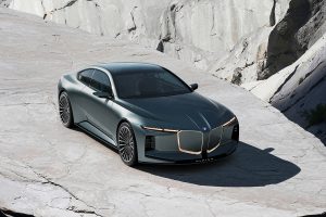 “마이바흐 정조준했다” BMW가 준비 중인 초호화 세단 정체