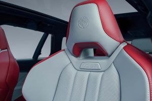 "알피나의 후계자가 돌아왔다"…800마력 BMW M5 왜건의 충격적인 변신 "알피나의 후계자가 돌아왔다"…800마력 BMW M5 왜건의 충격적인 변신