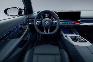 "알피나의 후계자가 돌아왔다"…800마력 BMW M5 왜건의 충격적인 변신 "알피나의 후계자가 돌아왔다"…800마력 BMW M5 왜건의 충격적인 변신
