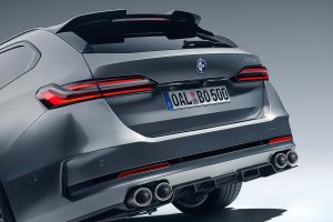 "알피나의 후계자가 돌아왔다"…800마력 BMW M5 왜건의 충격적인 변신 "알피나의 후계자가 돌아왔다"…800마력 BMW M5 왜건의 충격적인 변신